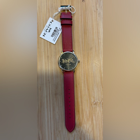 Coach Grand Watch With 36mm Black Face With Golden Carriage & Red Leathe… - Picture 4 of 7